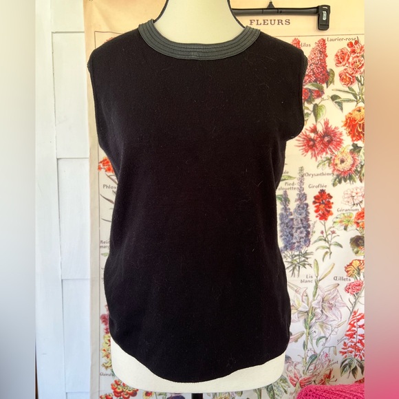 Etoile sweater set size L leather look trim black on black. Zip front - Picture 10 of 11